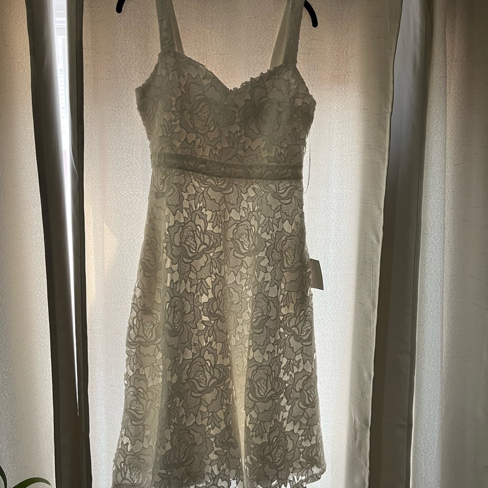 Lulu's White Lace Dress NWT